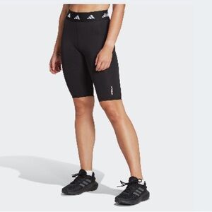 Adidas Women’s Techfit Period Proof Bike
Short Leggings - Size XL Black - NWOT